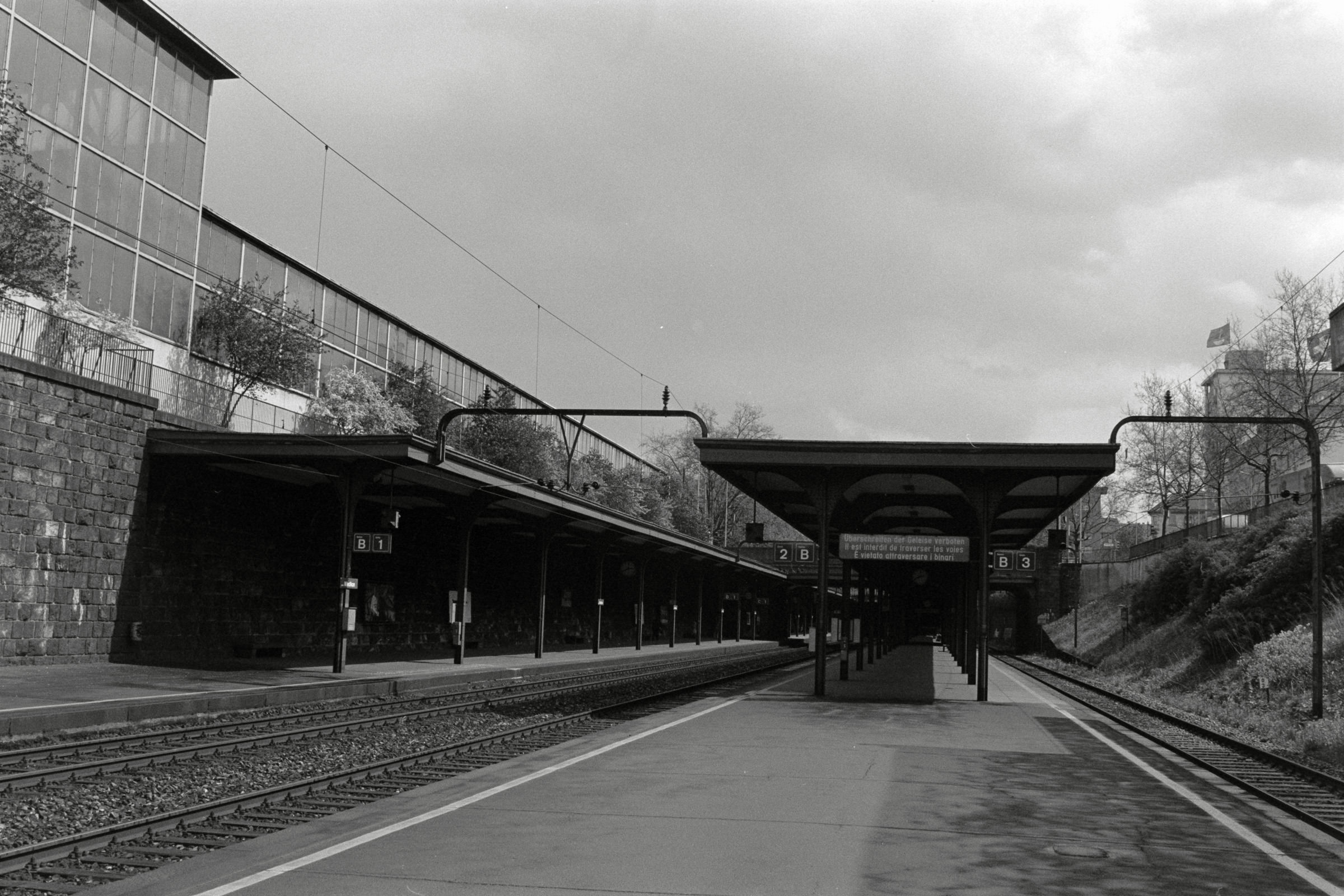 AHP F1992 04 002 sc250507 img26 NLP